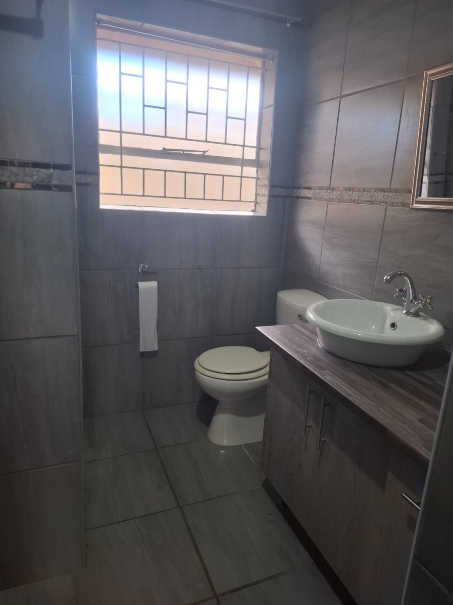 To Let 3 Bedroom Property for Rent in Elandia Free State